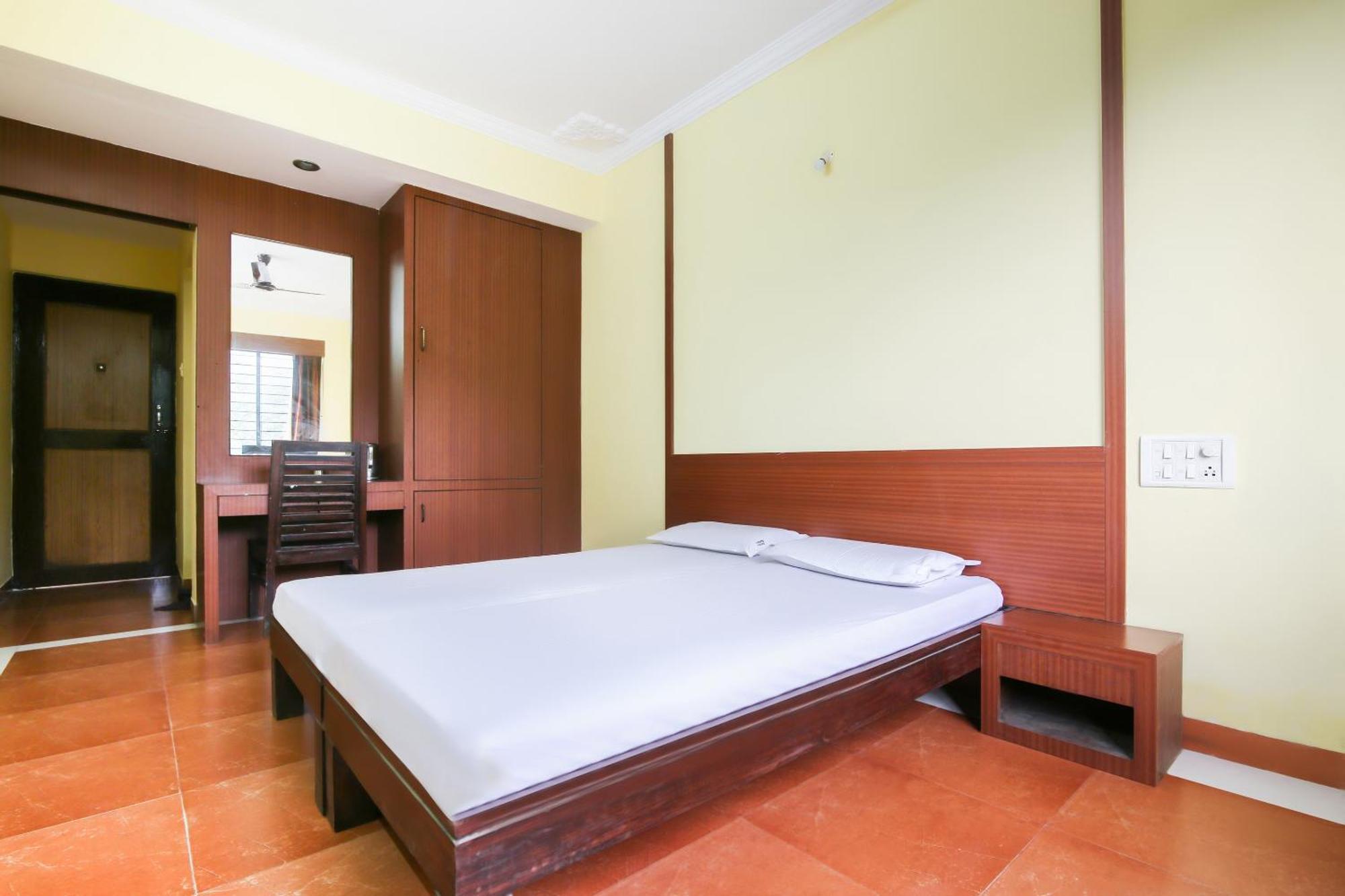 Hotel O Raviraj Classic Cana Zewnętrze zdjęcie